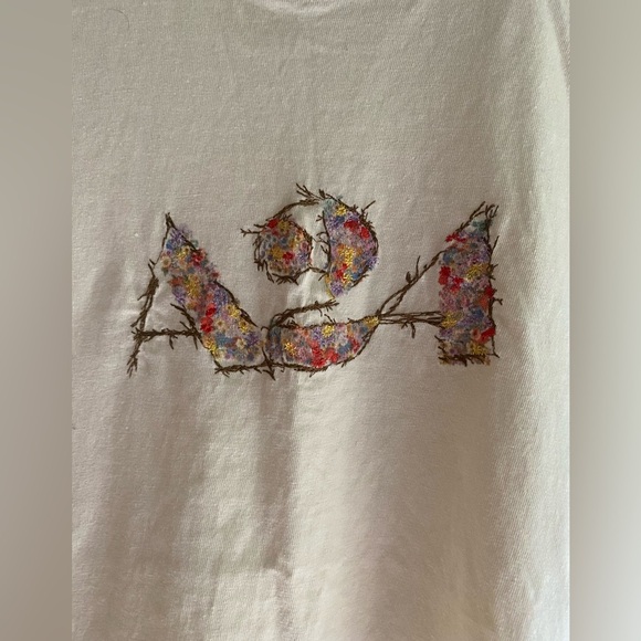 A24 Midsommar May Queen Embroidered Logo T-Shirt Tee Small T-Shirt SOLD OUT - Picture 3 of 4
